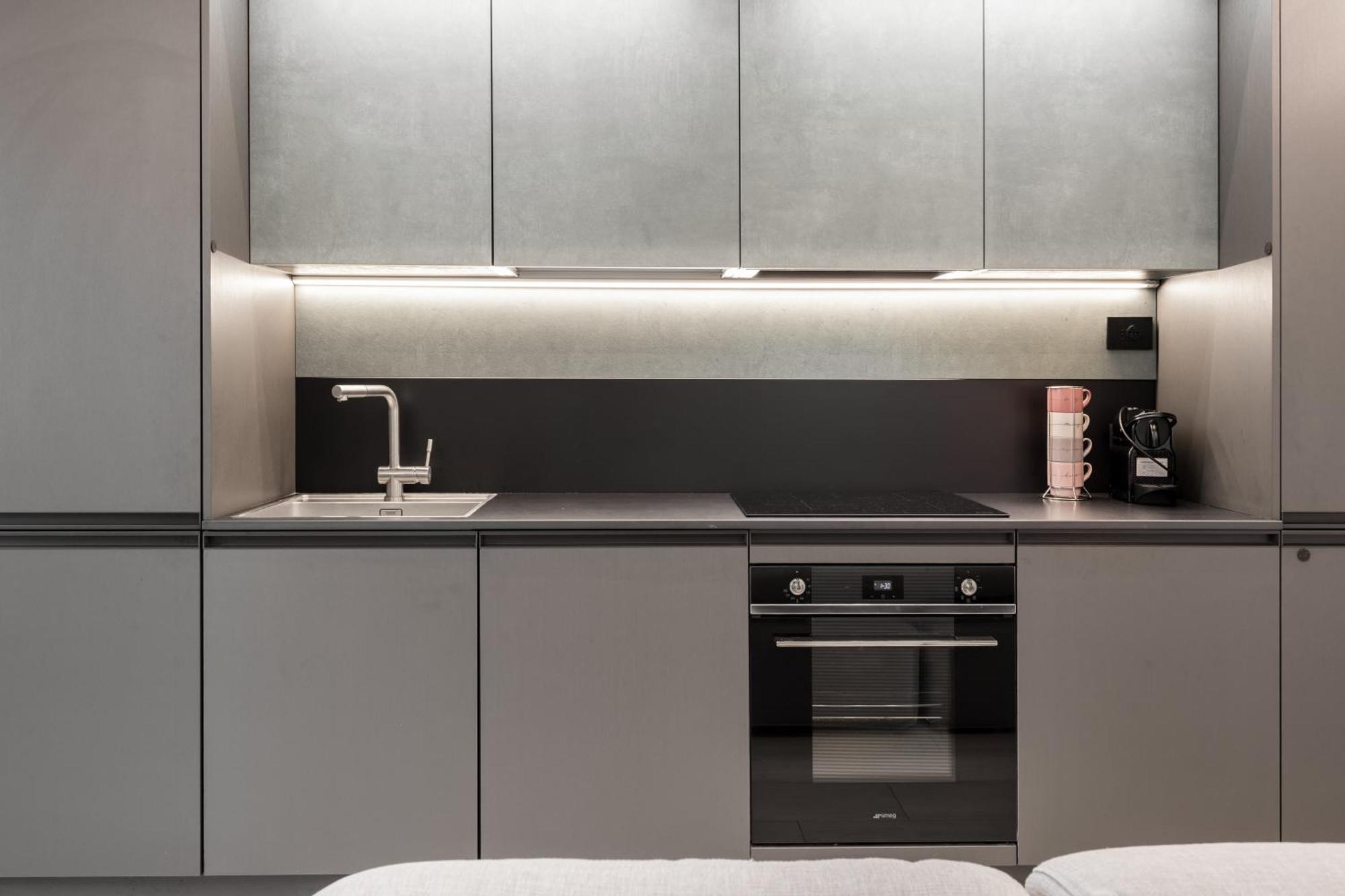 Minimal House - 4Persone - Centro Apartment Milan Bagian luar foto